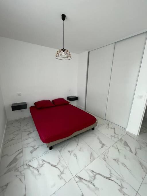 Appartement 2 Pieces, Salon Et Chambre, 44M2 Refait A Neuf Клиши Екстериор снимка